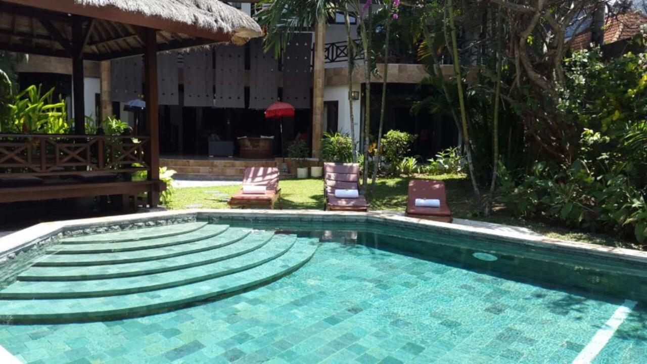 New Daria Villas Seminyak Eksteriør billede