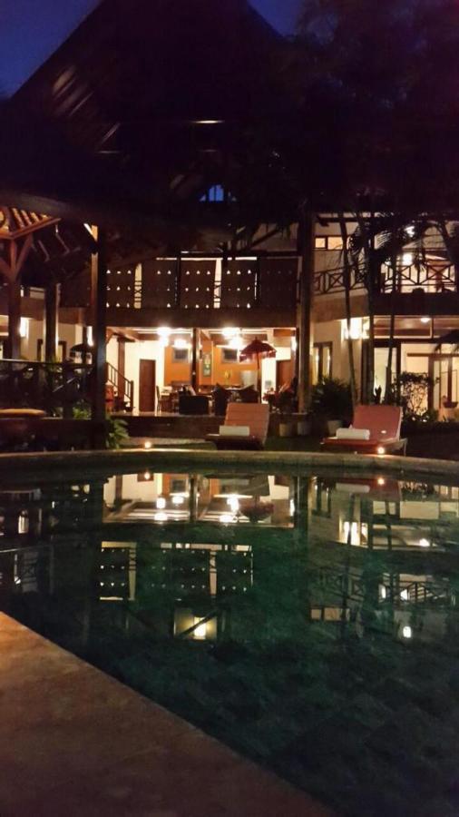 New Daria Villas Seminyak Eksteriør billede